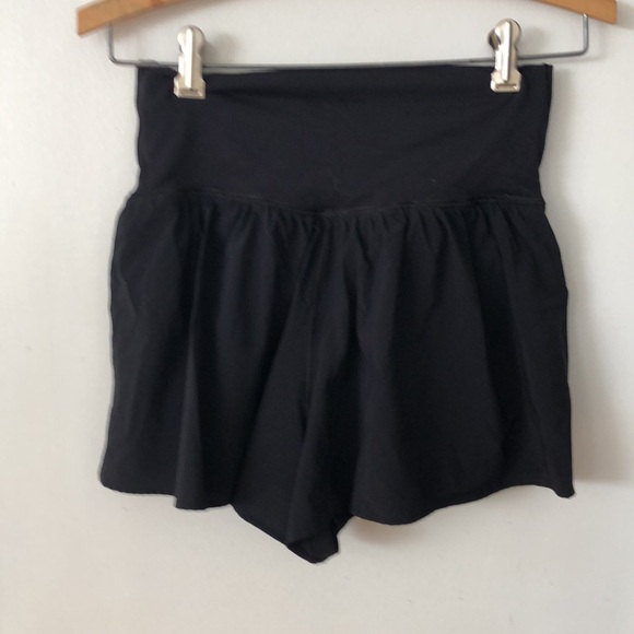 Aerie 2 in 1 Shorts - Picture 3 of 4